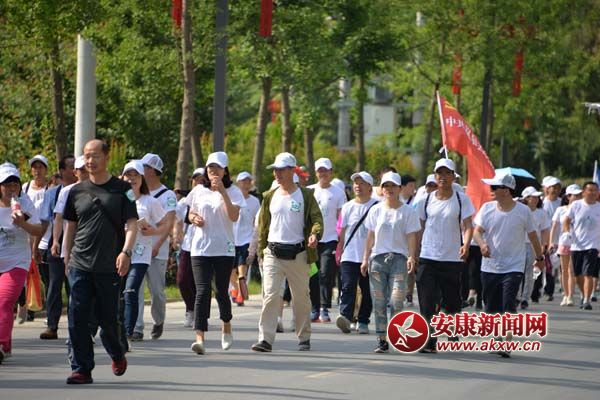 �����e�kǧ�˽����л��  ��� ���� �z1.jpg