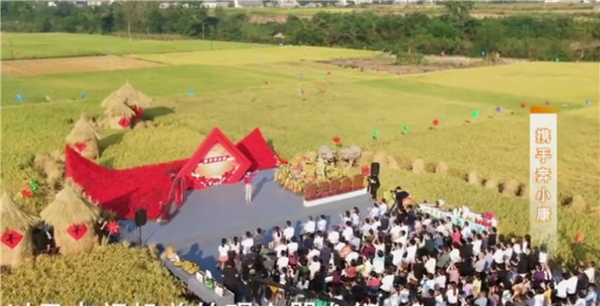 ȫ����Óؚ����(ji��n)����(y��u)��o(j��)�Ƭչ����ϵ�мo(j��)�Ƭ���y�ֱ�С����֮����ƪ