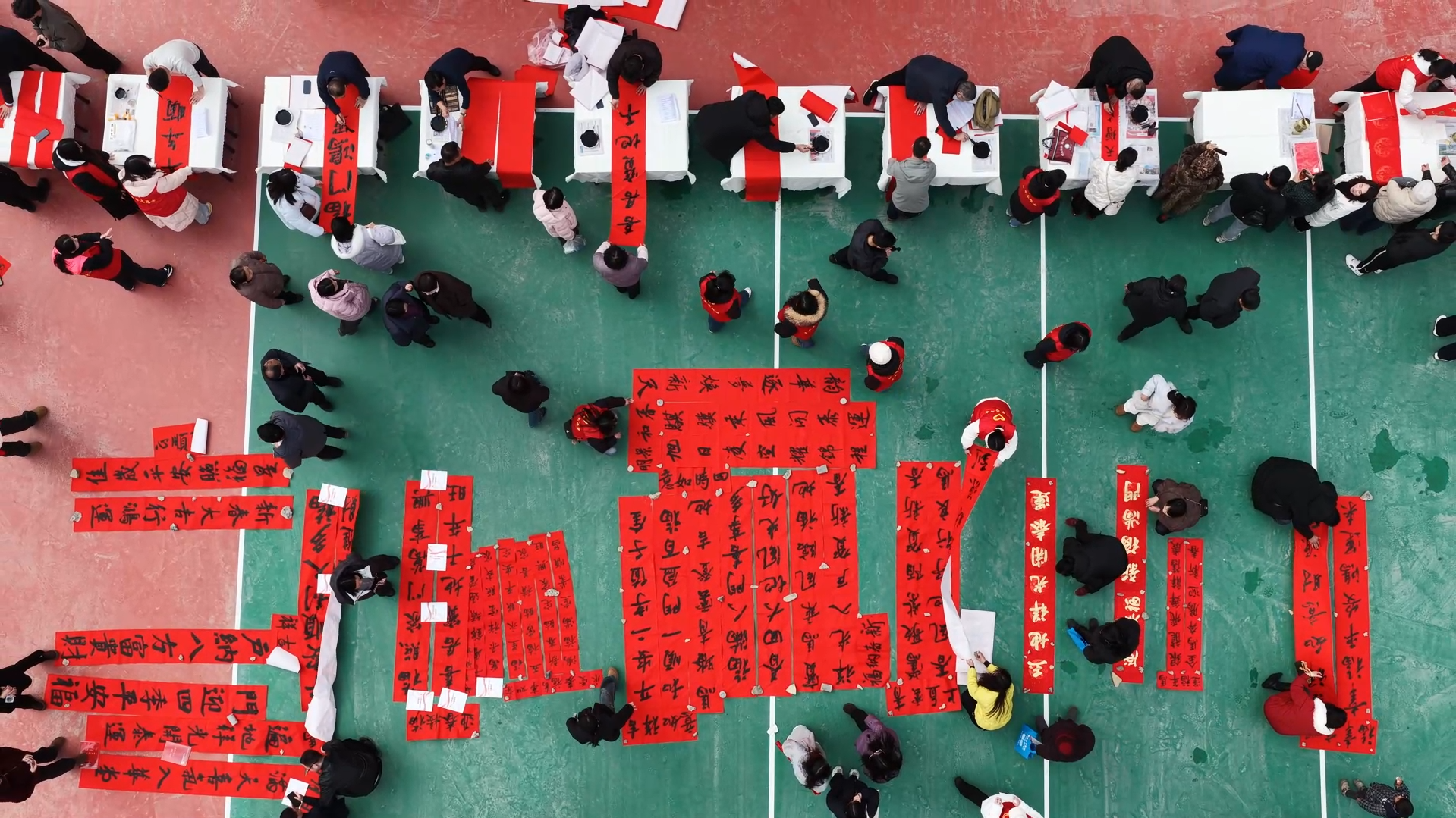 義寫春聯(lián)活動(dòng)現(xiàn)場(chǎng)